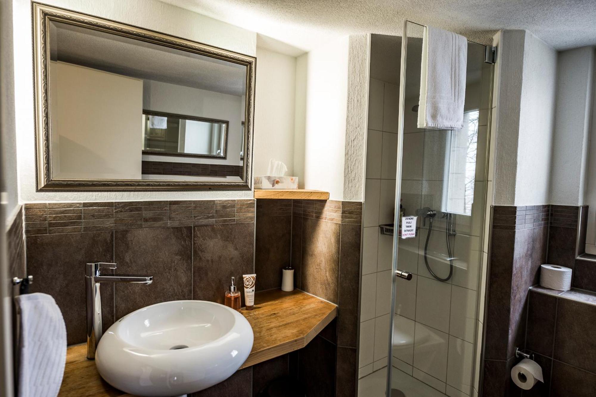 B3 Boutique-Bed&Breakfast Gsteigwiler Dış mekan fotoğraf